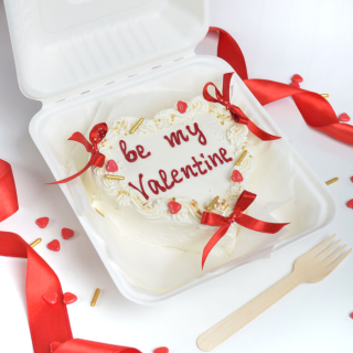 Бенто торта сърце от Торти Чочко. Викторианска торта. Be my valentine. Кажи обичам те по най-сладкия начин за 14 февруари, деня на влюбените. Подари торта сърце. Поръчай онлайн от Торти Чочко.