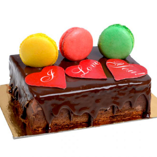 Мини торта плътен шоколад от Торти Чочко. Мини шоколадова торта I Love You. Подарък за свети валентин.