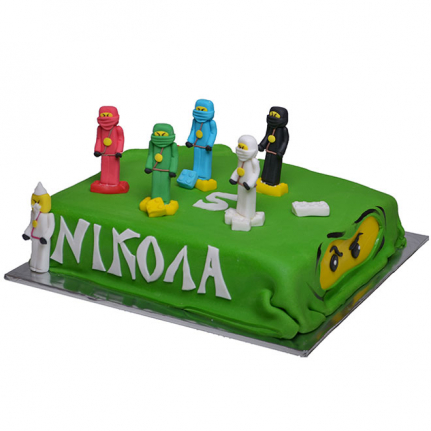 Уникална торта с любимите герои от лего нинджаго от Торти Чочко. Зарадвайте детето си за рождения му ден с уникална детска торта от торти чочко. Сами изберете вкуса на пълнежа.
