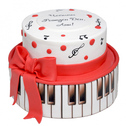 Торта пиано от Торти Чочко с клавиши ноти и сол ключ